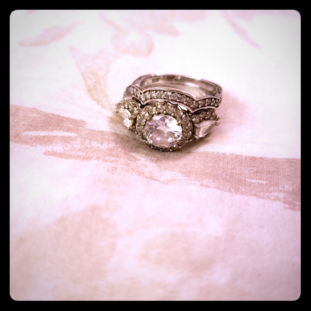 Sterling Silver Wedding Ring Set